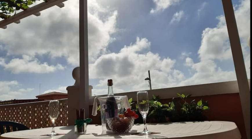 Sunny Relax Esmeralda Apartment กาเลตาเดฟุสเต ภายนอก รูปภาพ